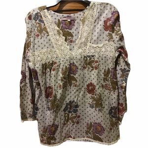 - Cameo floral lace boho peasant blouse